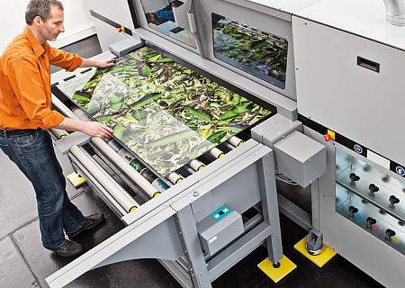 UV-Inkjet direct printing on glass